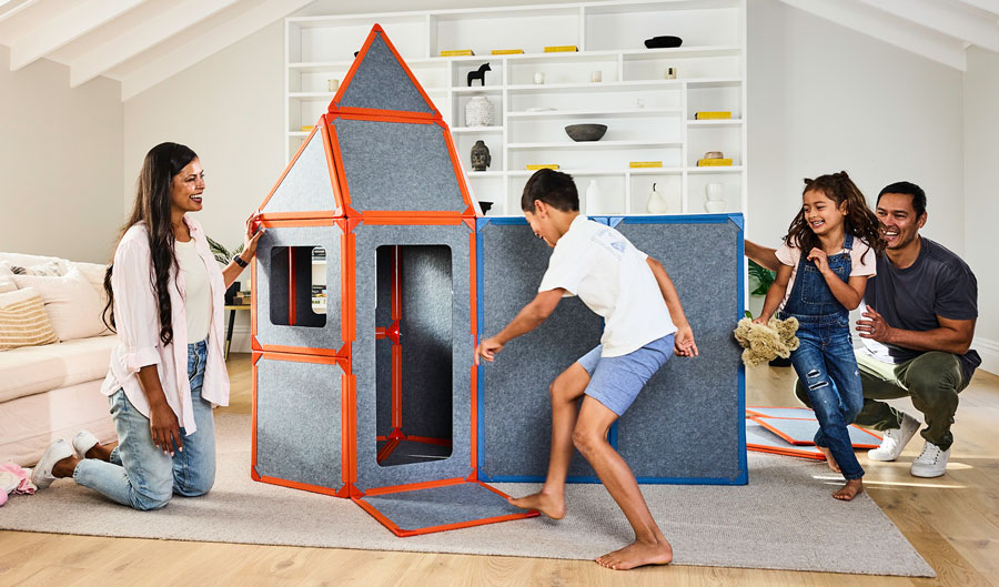 We know how chaotic playtime can get. That’s why this pack keeps things simple, smart, and stress-free.Panels are lightweight, durable, and made from soft eco-felt (made from recycled bottles). The doors swing open without strain, and windows add charm without extra cleanup.They’re compatible with every Superspace set and perfect for siblings or group play.
